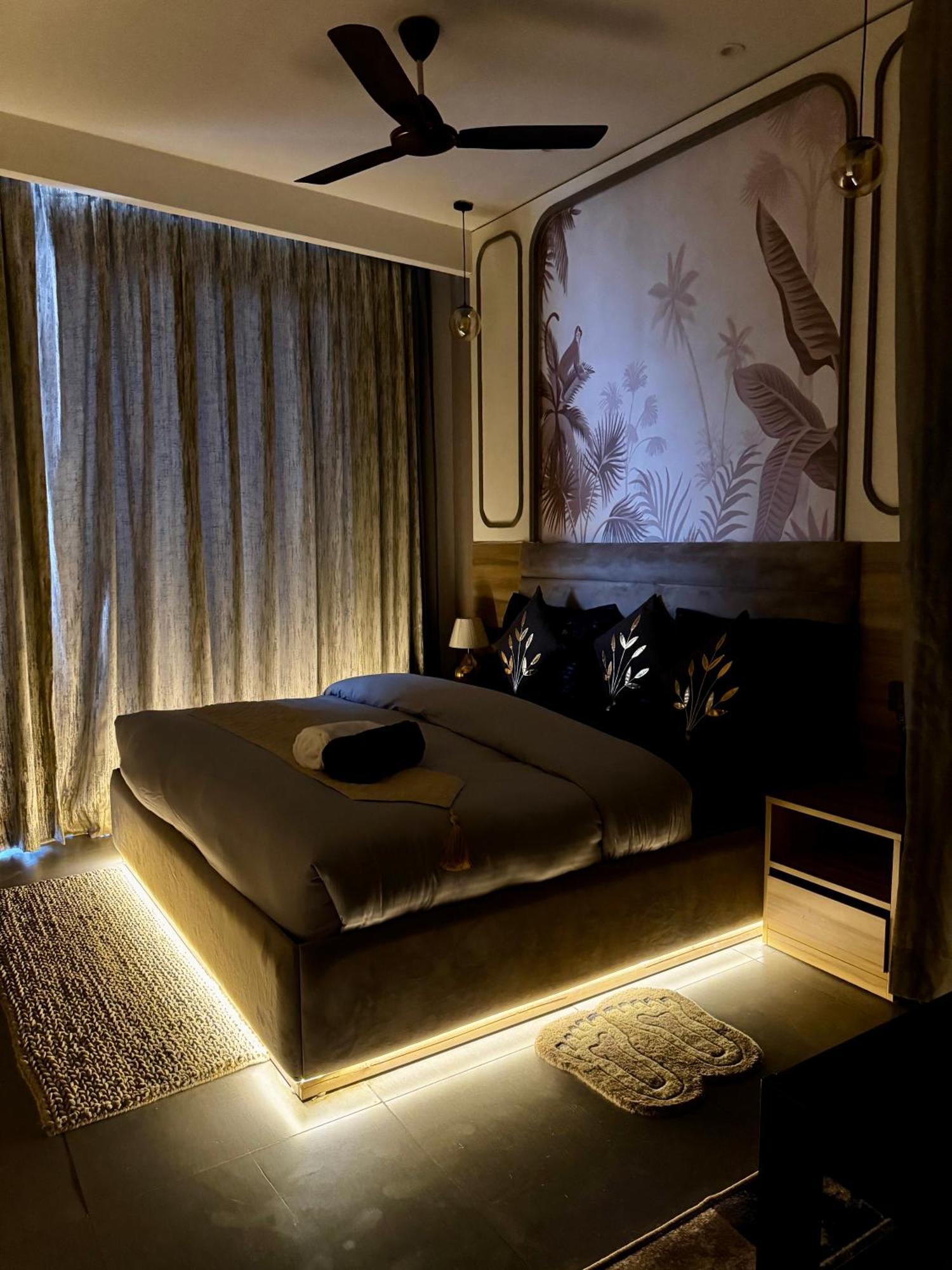 Apartment The Caramel Delight New Delhi